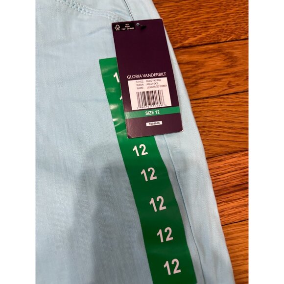 GLORIA VANDERBILT Lillian Skimmer Belted Capri Pants Size 12 Aqua Sky Blue NWT - Picture 4 of 8